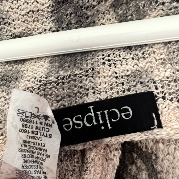 Large long sweater - Picture 4 of 4